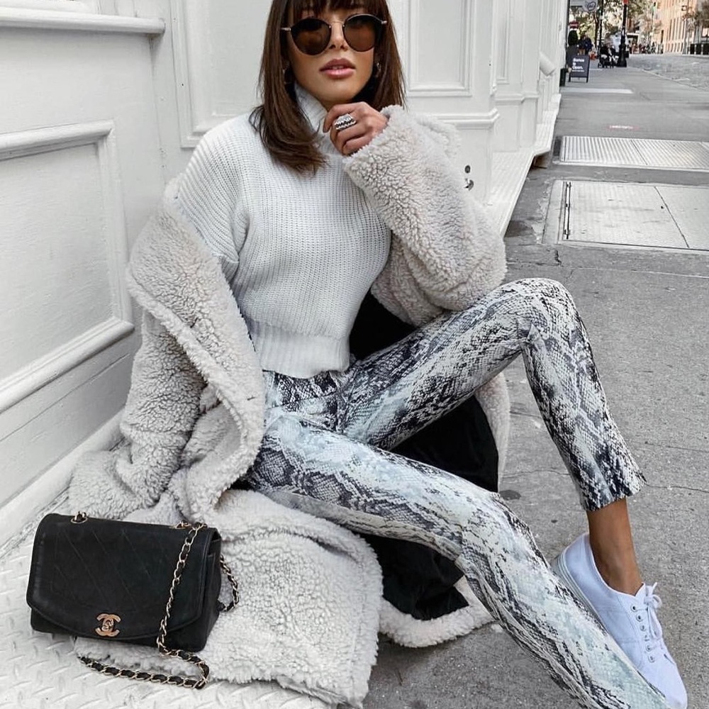 ZARA SNAKE PRINT TROUSERS W/ POCKETS BLACK/WHITE